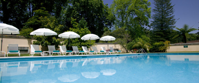 Relax poolside